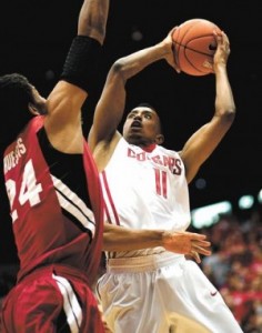 Faisal Aden's Big Week Helped Washington State Sweep The Bay Area Schools (photo credit: Associated Press)