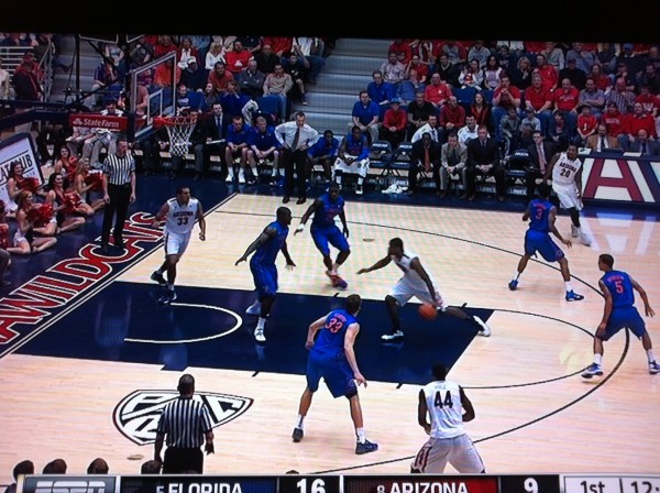 Arizona gets the ball to the middle with an option for a pull up jumper or lob to the basket. 