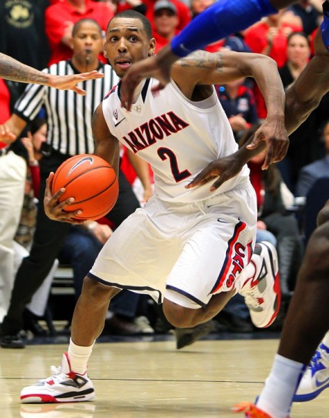 Neither Belmont Nor Harvard Had An Answer For Mark Lyons (Mike Christy, Arizona Daily Star)