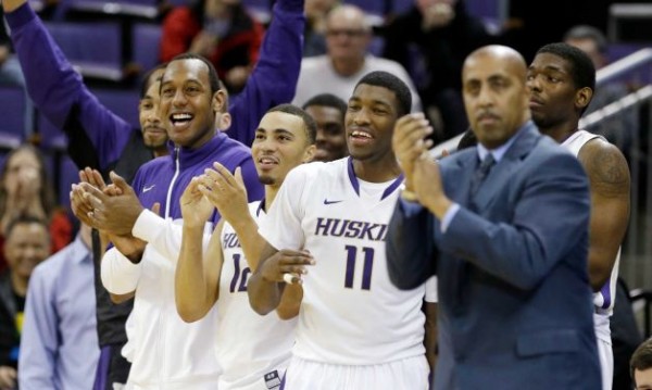 After An Impressive Opening Weekend, The Huskies Again Have Us Confused (Elaine Thompson, AP Photo)