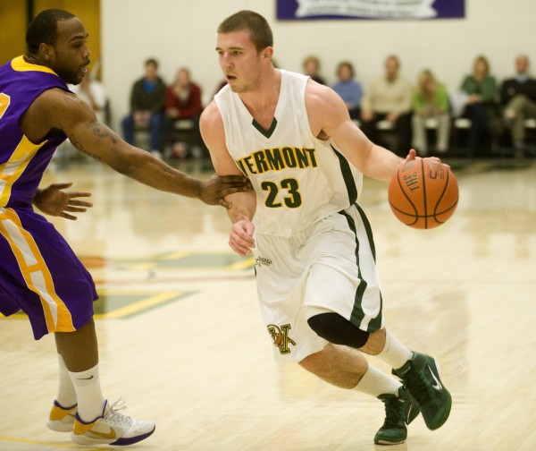 Brian Voelkel and the Catamounts led the way in the America East. (Photo/burlingtonfreepress.com)