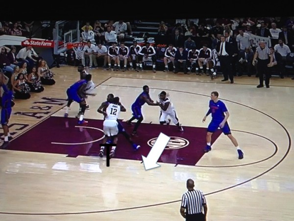 House heads toward the baseline looking for the ball (screen grab via ESPN). 